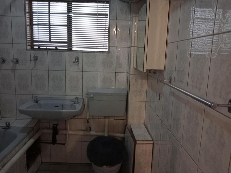 Looking to invest ? This one could be it .... - Photo 10