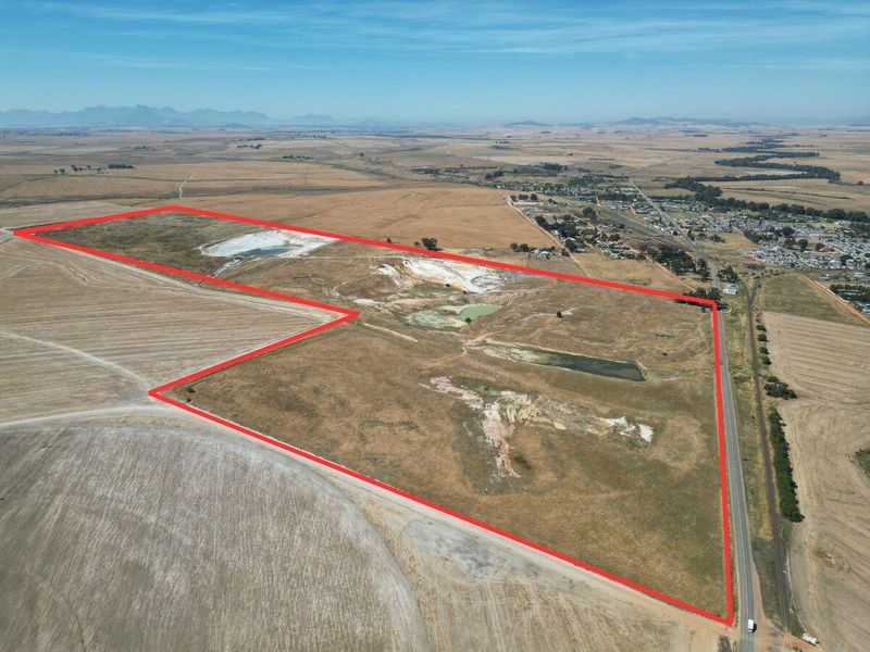 Commercial & Operating Business Farm (Outside Malmesbury) - Photo 3