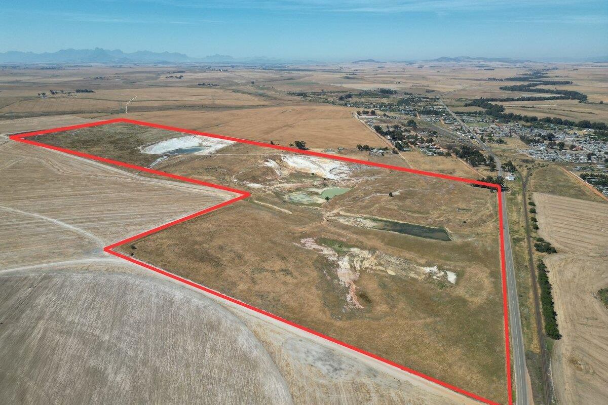 Commercial & Operating Business Farm (Outside Malmesbury) - Photo 3