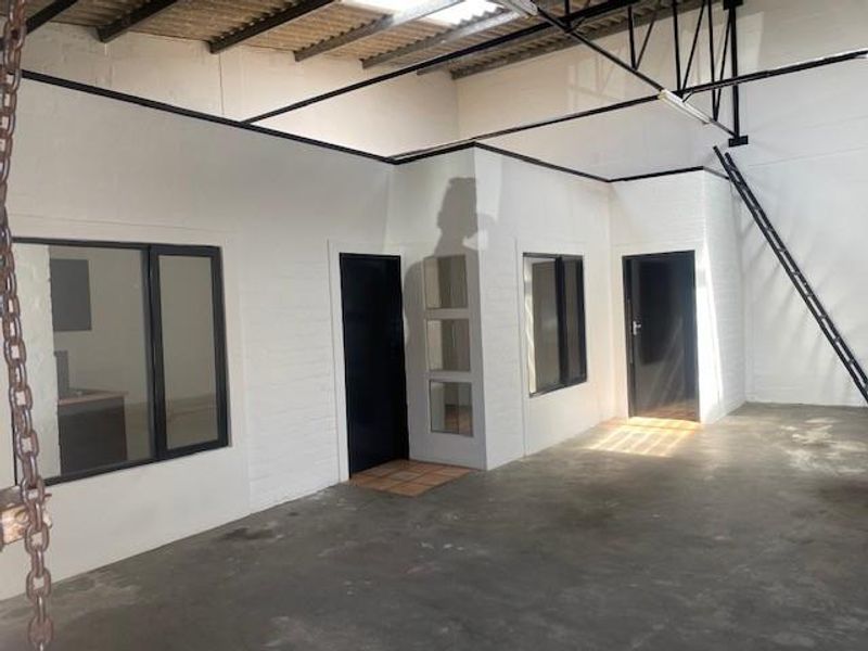 Warehouse to let, Industrial Swakopmund - Photo 2