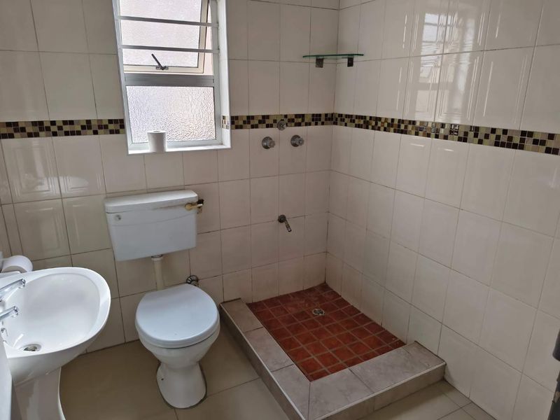One-bedroom Garden cottage to rent in Grassy Park - Photo 8