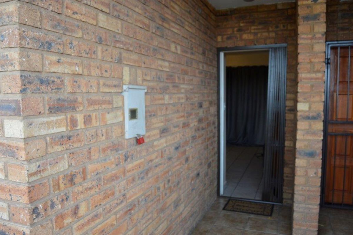 Welcome to Your Best Life at Birchleigh Boulevard Estate - Photo 3