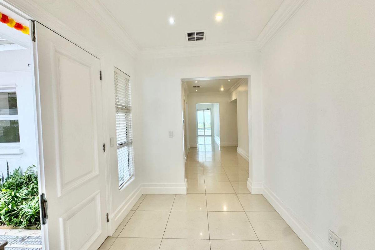 Hendra Estates - Gorgeous Level Family Home For Rent In Prime Durban North - Photo 4