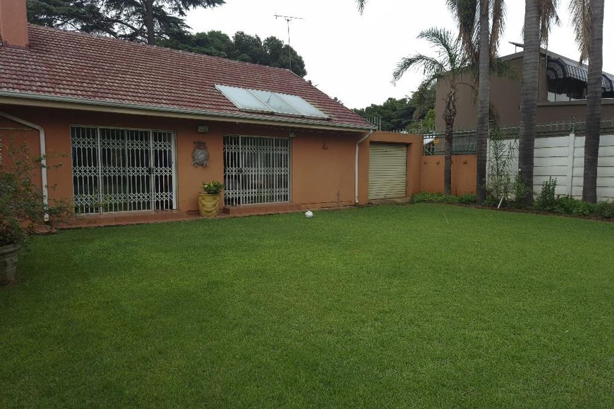 Large Family home in Beyers Park - Photo 5