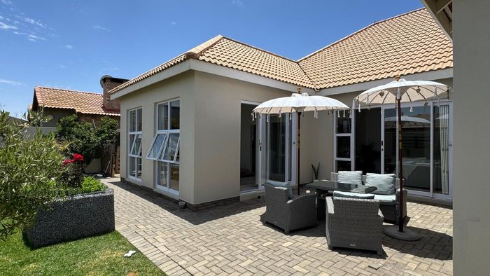 Property #2440522, House Pending Sale in Ocean View