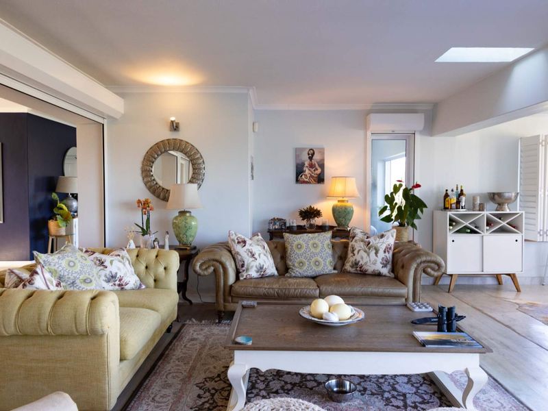 Sophisticated Luxury Living on the Slopes of Noordhoek Mountain - Photo 8