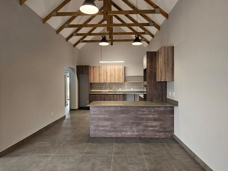 Retirement Home for 55 years and over - Photo 9