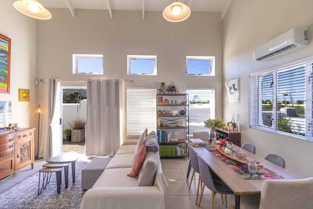 Where the Mountains Meet Your Morning - Photo 3