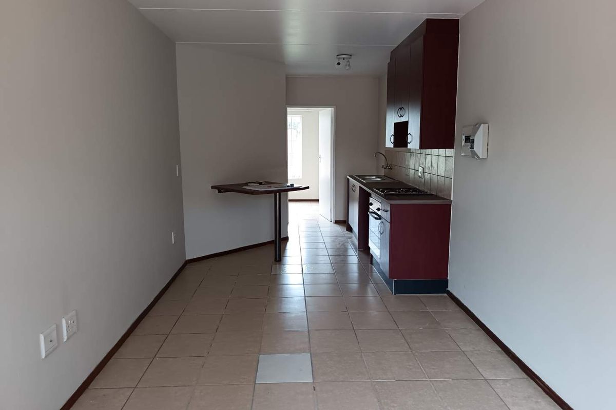 Ground Floor Apartment to Rent in Theresapark Estate | R5 300 - Photo 3