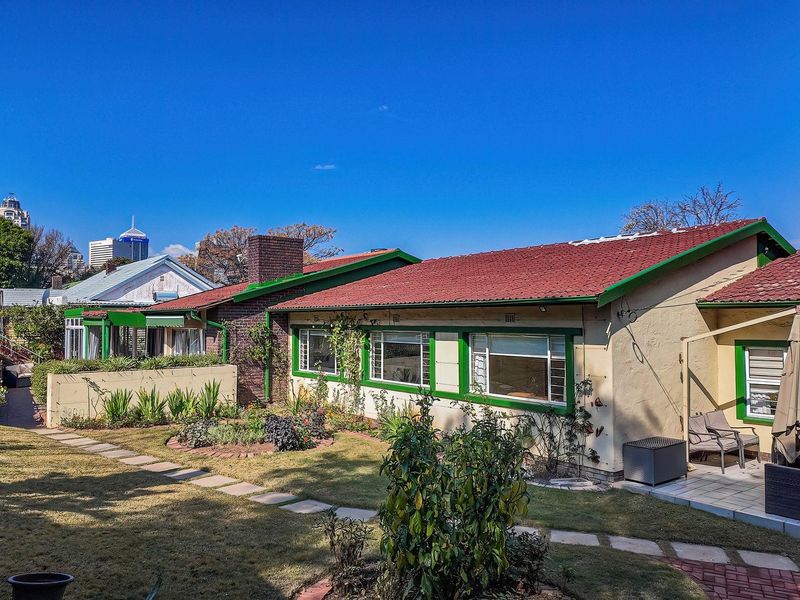 Charming 4 bedroom home in Parkmore - Photo 9