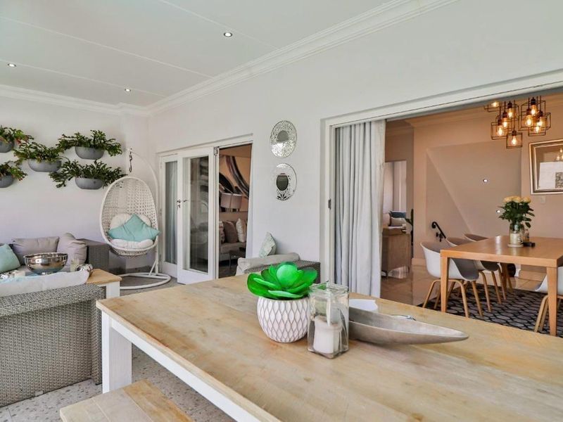Where Timeless English Elegance Meets Modern Luxury. - Photo 10