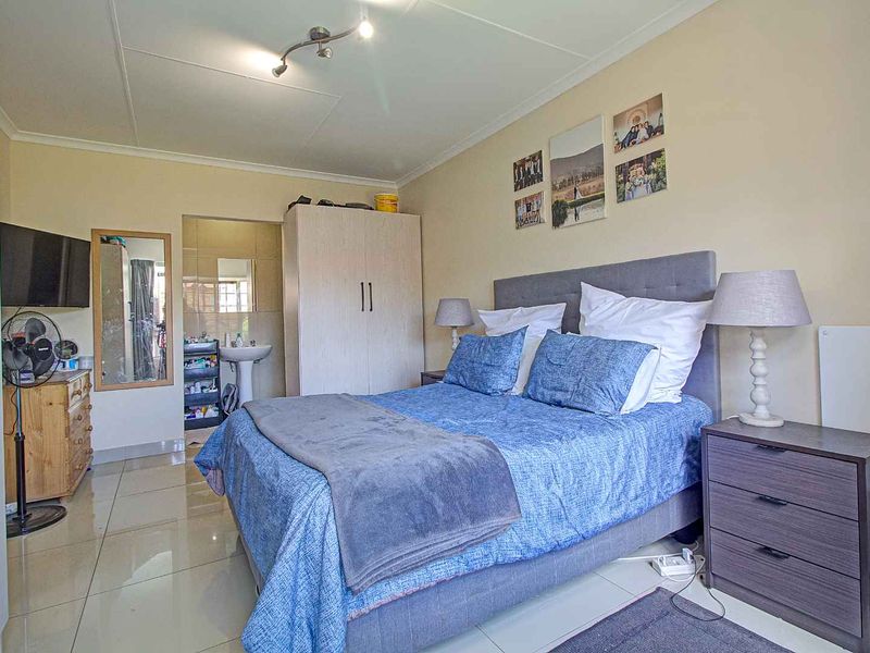 Exquisite Townhouse on a Charming Corner Lot* - Photo 10