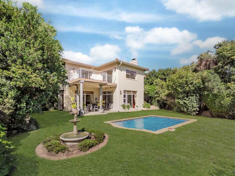 IMMACULATE 3 BEDROOM HOME IN FOURWAYS GARDENS LIFESTYLE ESTATE - Photo 2