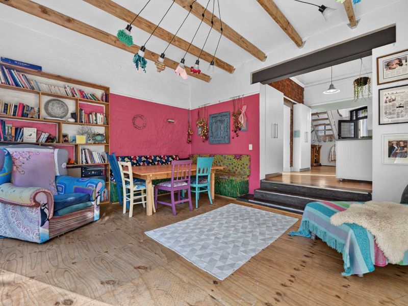 Charming Family Home with Separate Flatlet, Pool & Entertainer's Deck in Observatory - Photo 8