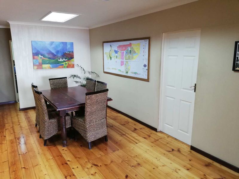 Prime Location Panoramic Lagoon view perfect for a Guest House! - Photo 10