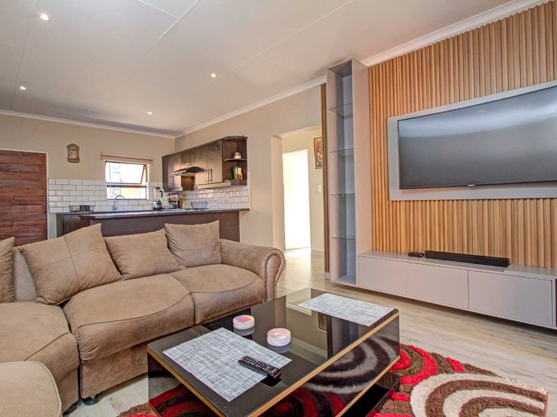 Move-In Ready, No Upgrades Needed - Photo 3