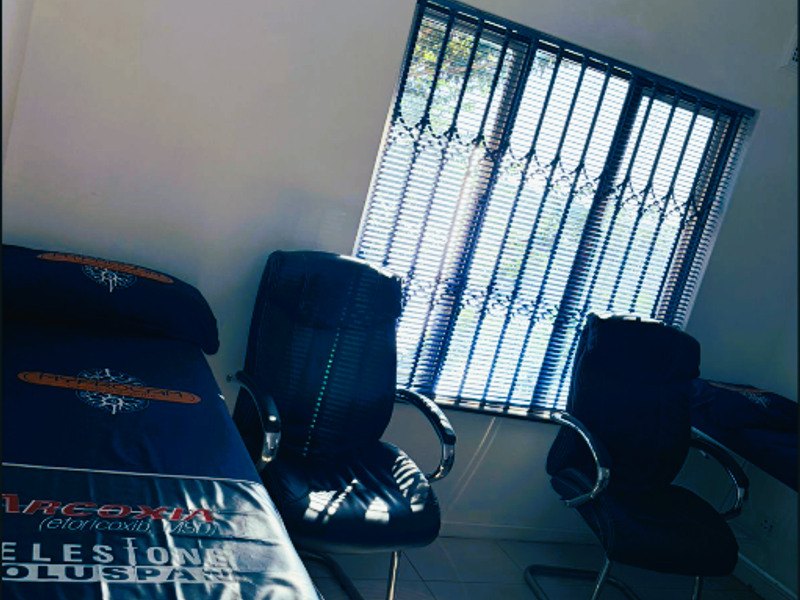 Medical Practice Kenville - Photo 6
