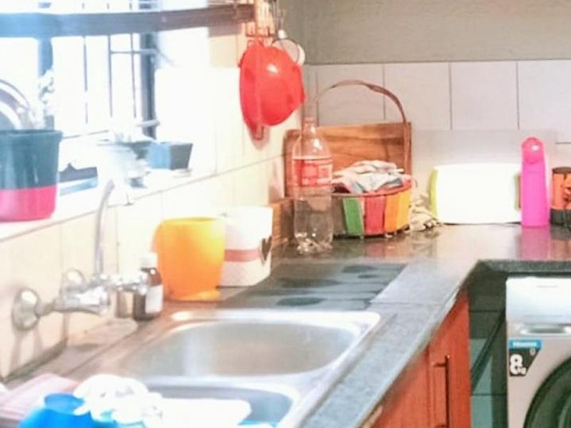 Enormous property for sale. - Photo 5