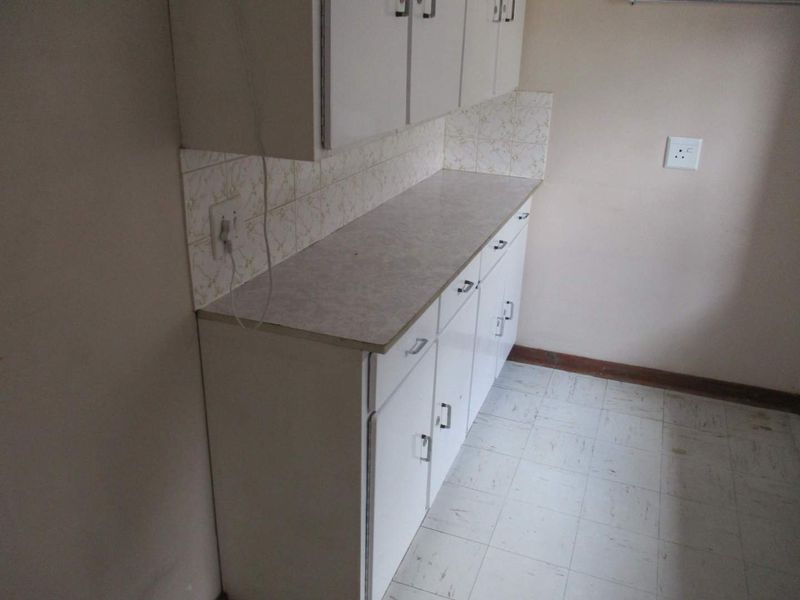 OVERBERG - 2 BEDROOM - Photo 10