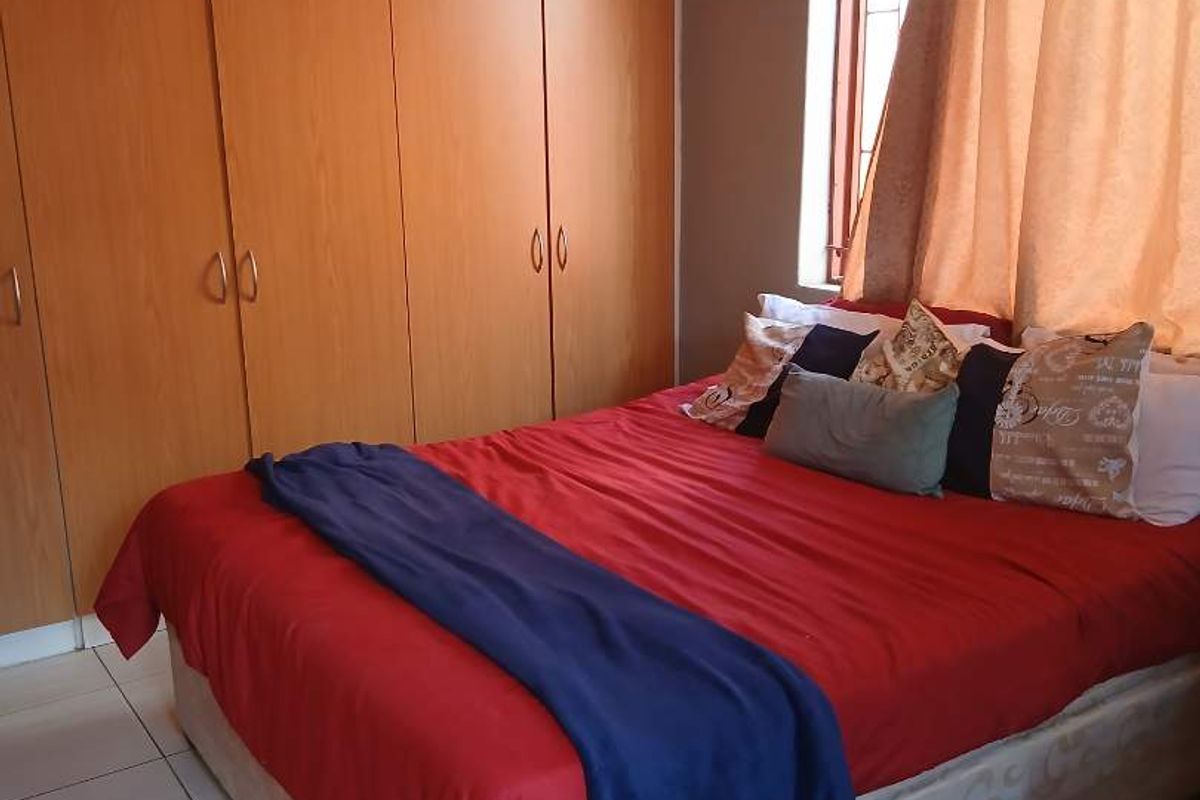 3 bedroom house for sale 1 690 000 - Photo 3