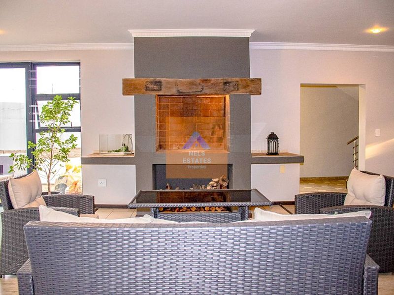 Stylish Home For Sale in Ocean View, Swakopmund - Photo 10