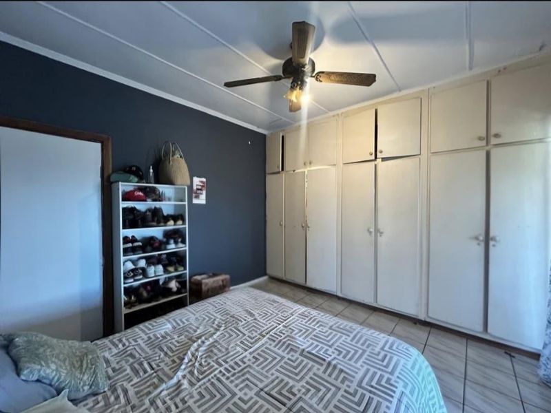 Bellair's Best: Flexible Multi-Unit Living with Great Potential! - Photo 10