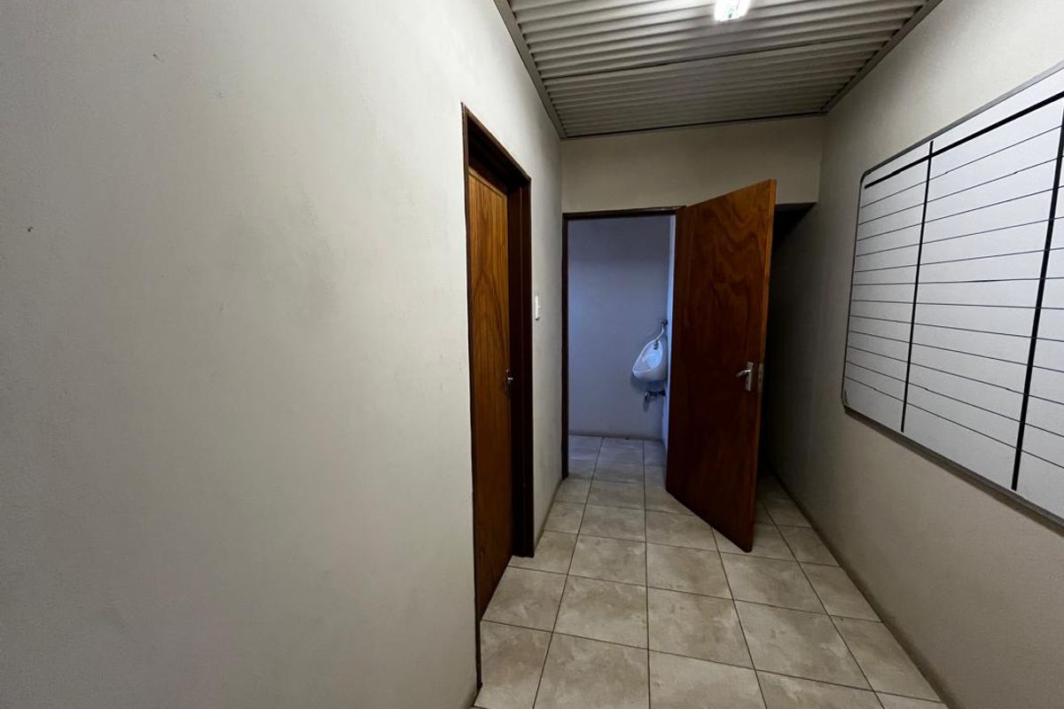 Industrial Property To Lease - Photo 4