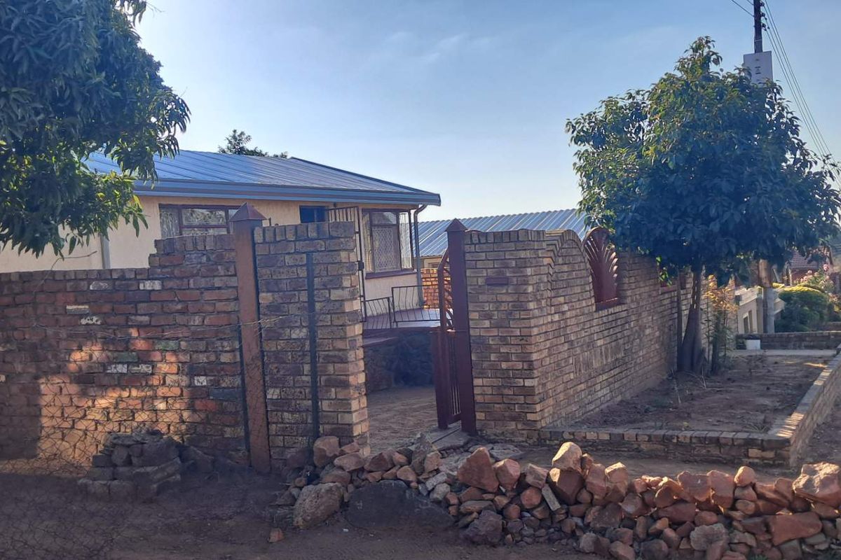 BEAUTIFUL HOME - Photo 3