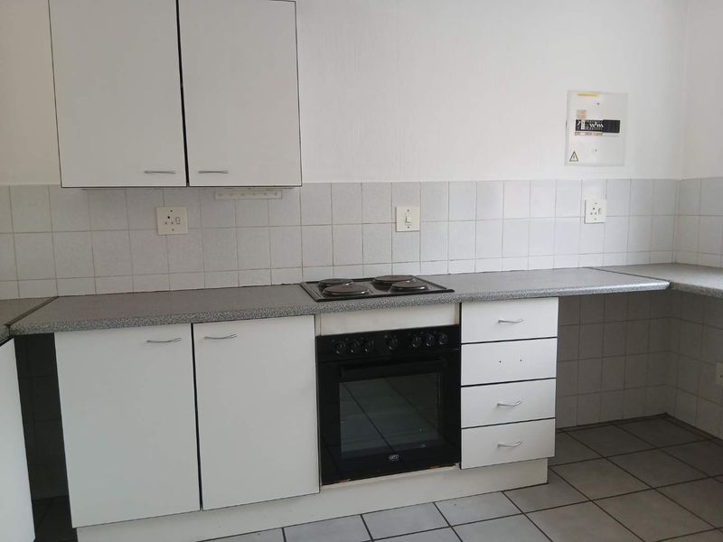 Upstairs Apartment for Sale - Photo 8