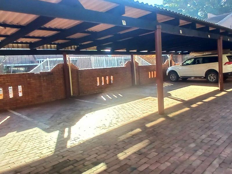 Prime location, perfect small family home - Photo 4