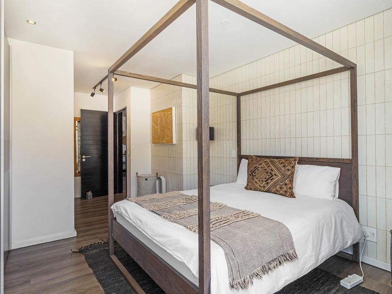 Designer Penthouse & Exceptional Investment Returns (Never Seen Before ROI) - Photo 6