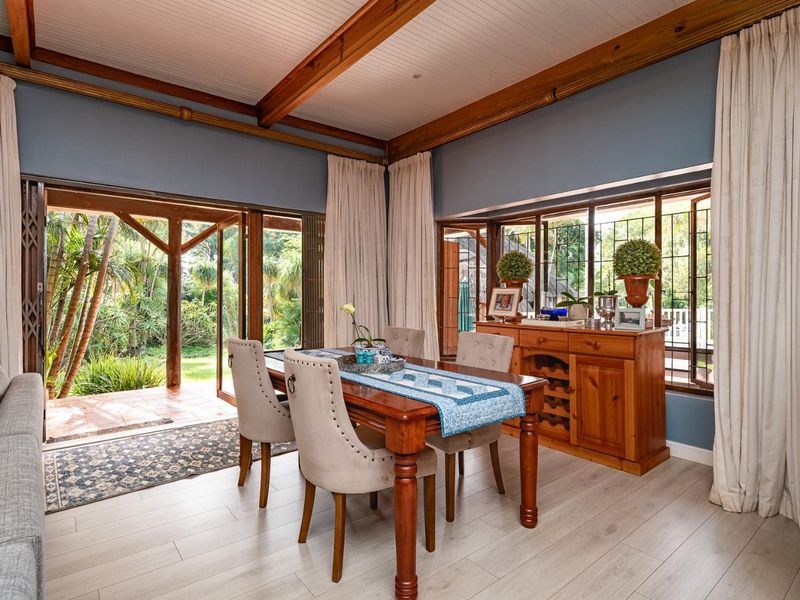 Private Estate – Three Unique Residences - Photo 7