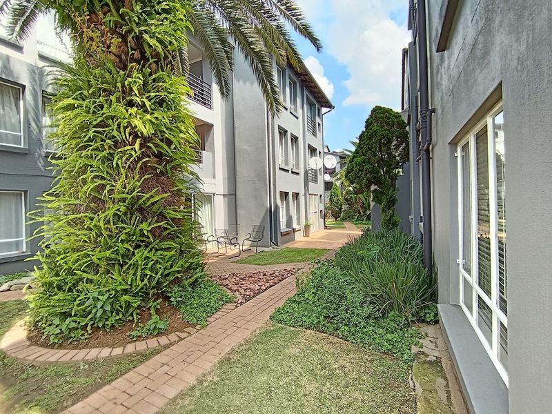 Apartment For Sale in Verwoedpark  Alberton - Photo 3