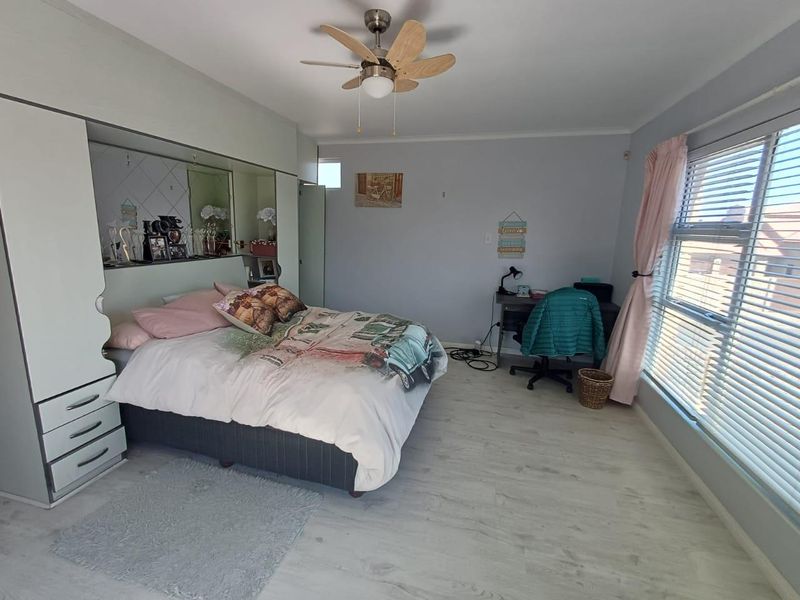 Family home in sought after area - Photo 6