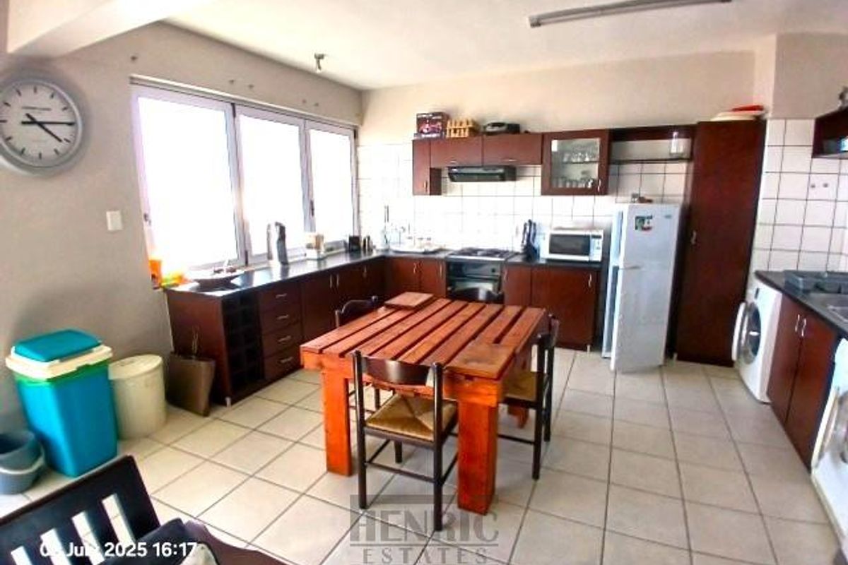 Stylish 3 Bedroom Apartment in Langstrand for Sale - Photo 2