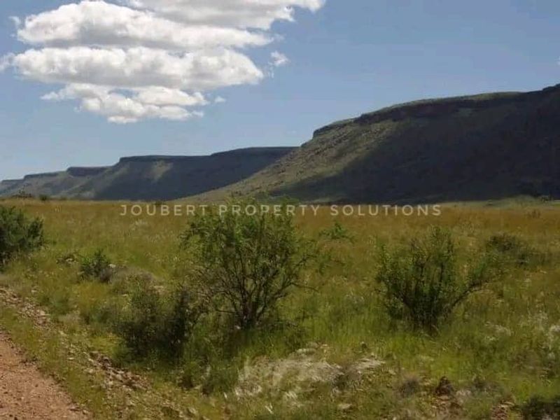 GORGEOUS LIVESTOCK / GAME FARM FOR SALE IN THE SOUTH OF NAMIBIA - Photo 2