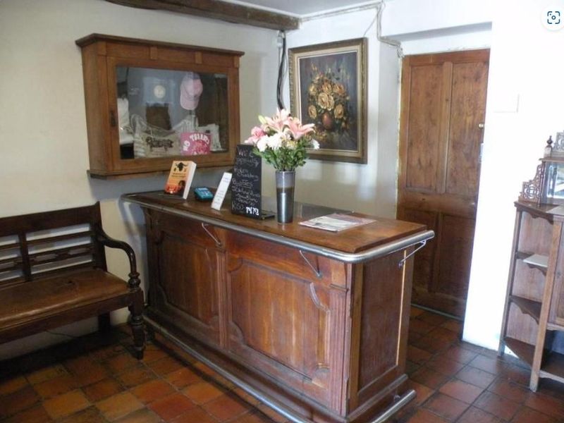 Pig and Whistle Inn – South Africa’s Oldest Continuously Licensed Pub for Sale - Photo 2