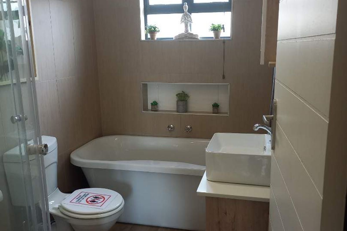 Wildlife meets everyday living - Photo 4