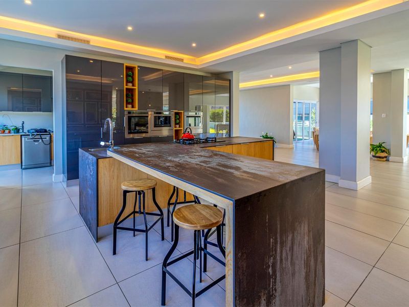 Stunning Four Bedroom Family Home For Sale in Waterfall Country Estate - Photo 6