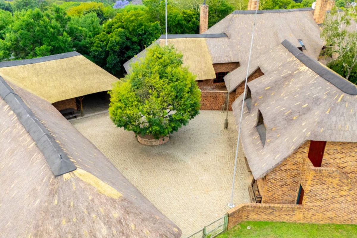 Exquisite Equestrian Estate for Rent in Beaulieu - Photo 4