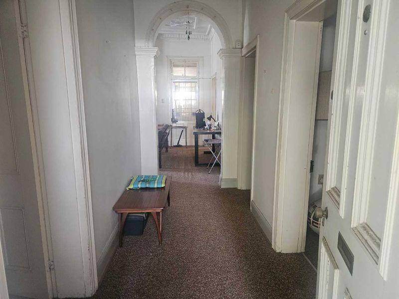 Bargain for  Investors ! - Photo 7