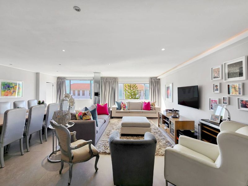 SPACIOUS AND SECURE COASTAL LIVING - Photo 3