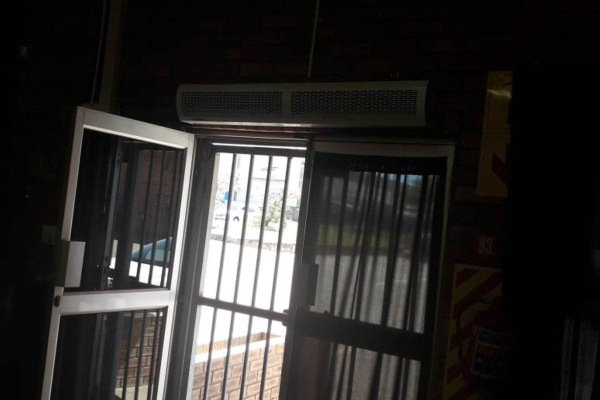 Industrial in ALTON - Photo 3