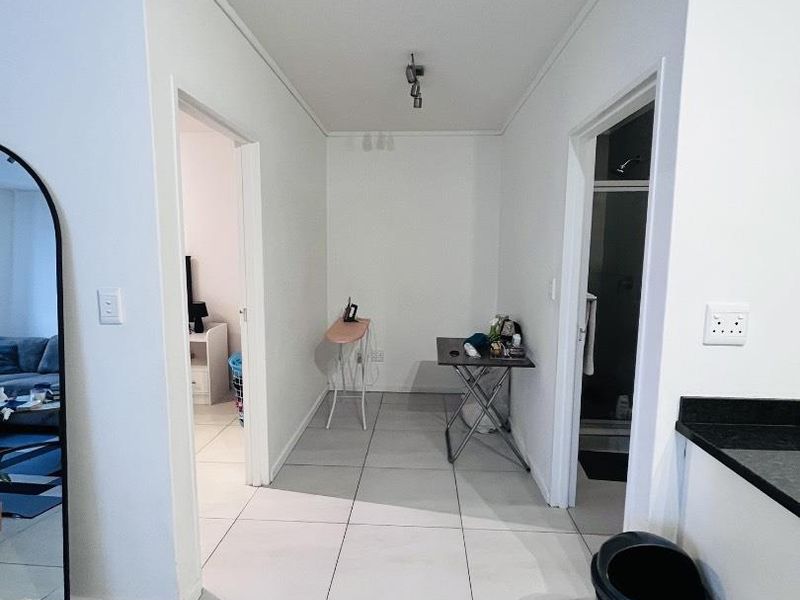 For Sale | 1 Bedroom Apartment | City Junction | N$ 1 200 000 - Photo 7