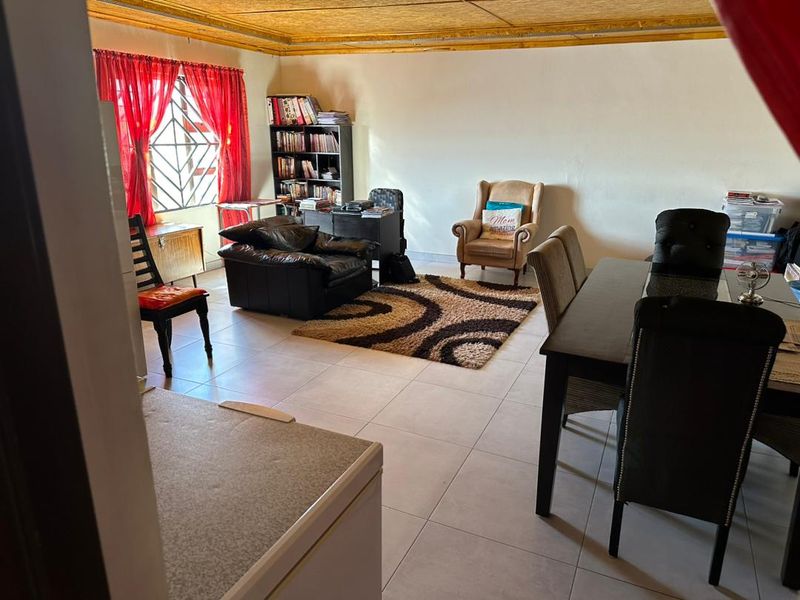 MODERN HOME FOR SALE IN OTJOMUISE - Photo 5