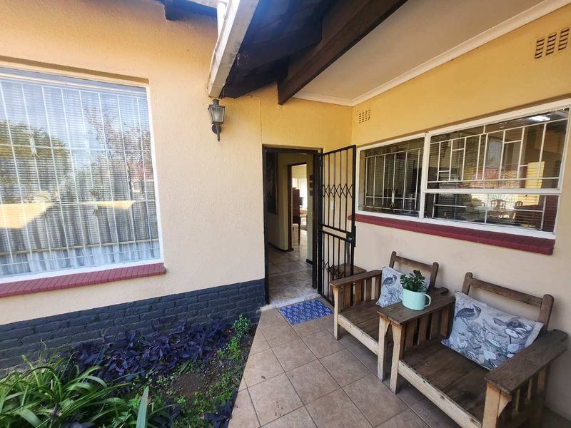 4 Bedroom well-maintained family home in Randhart - Photo 5