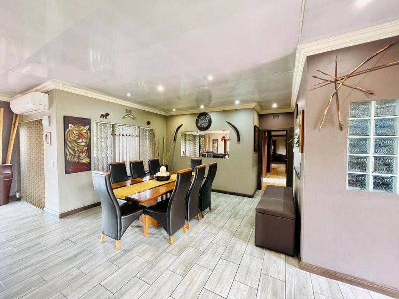 3 bedroom home with flat for sale in brackenhurst - Photo 7