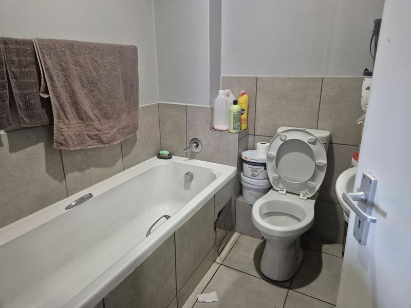Herons@Riverside 2 bed apartment - R 565 000 - Photo 9