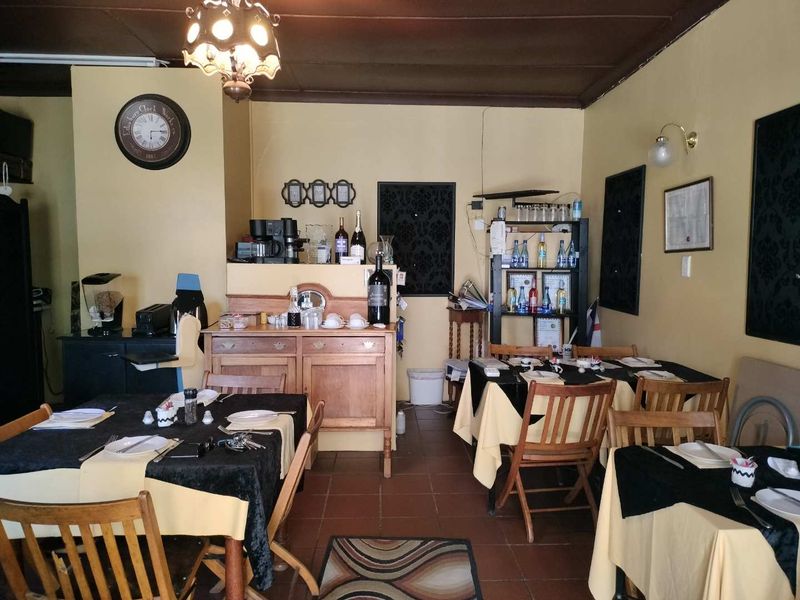 Own your own business with two full title properties and a well established Guesthouse - Photo 6