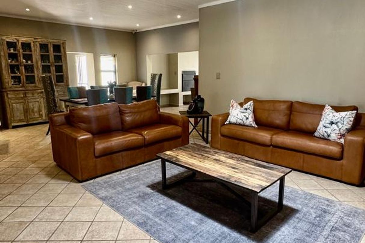 Discover Comfort & Style at Windhoek Country Club Estate - Photo 3